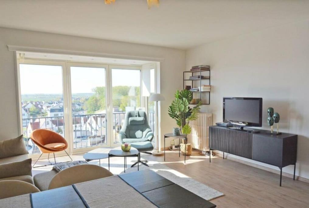 Apartment Zonnig In Duinbergen